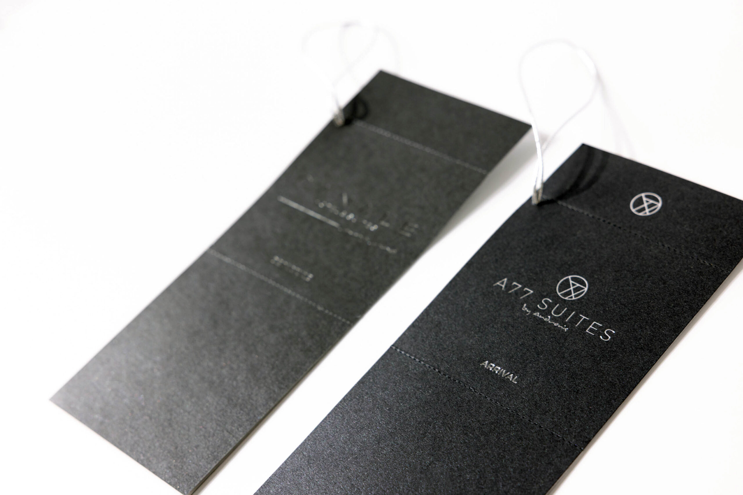 luggage tag paper