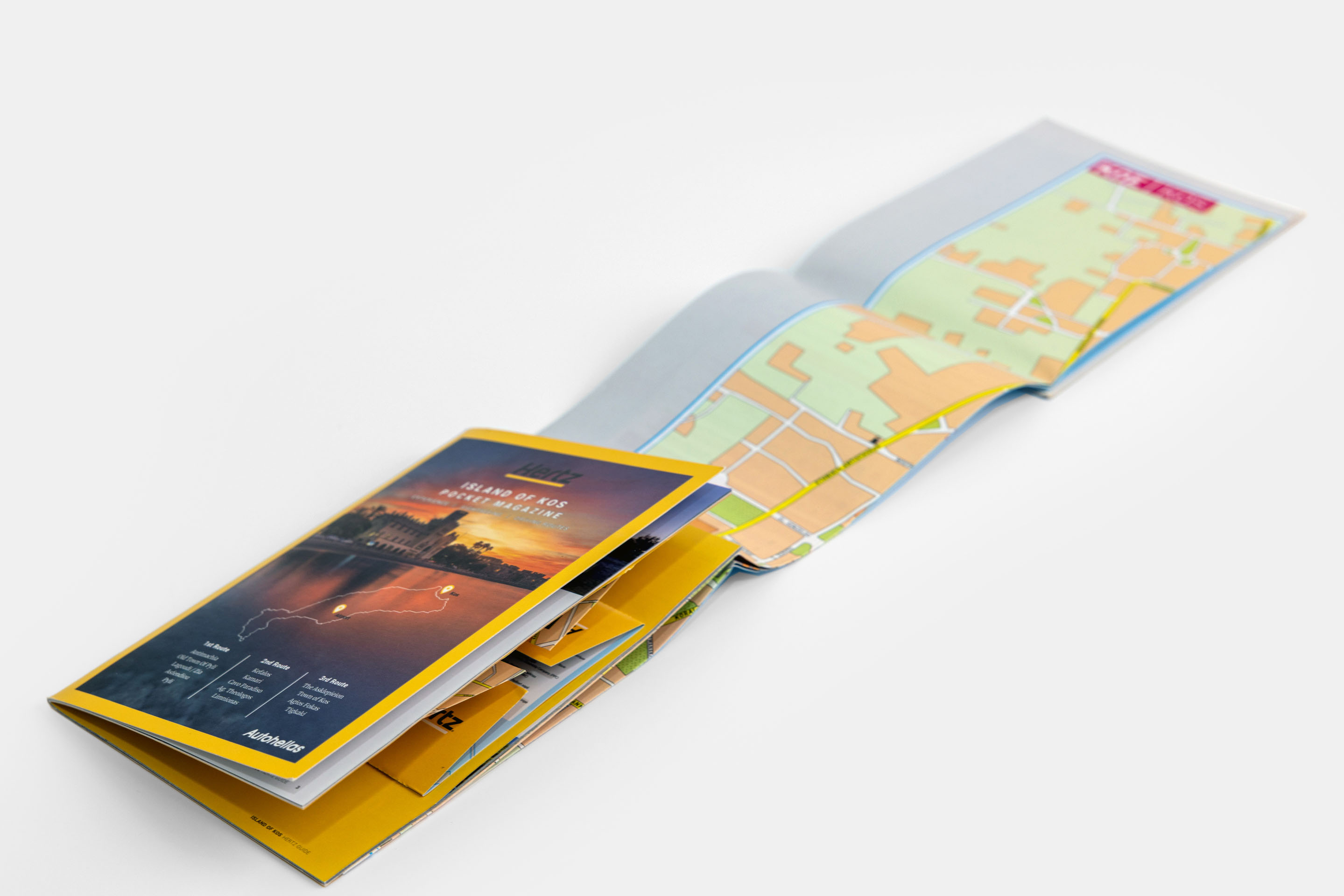 z fold pocket magazine hertz