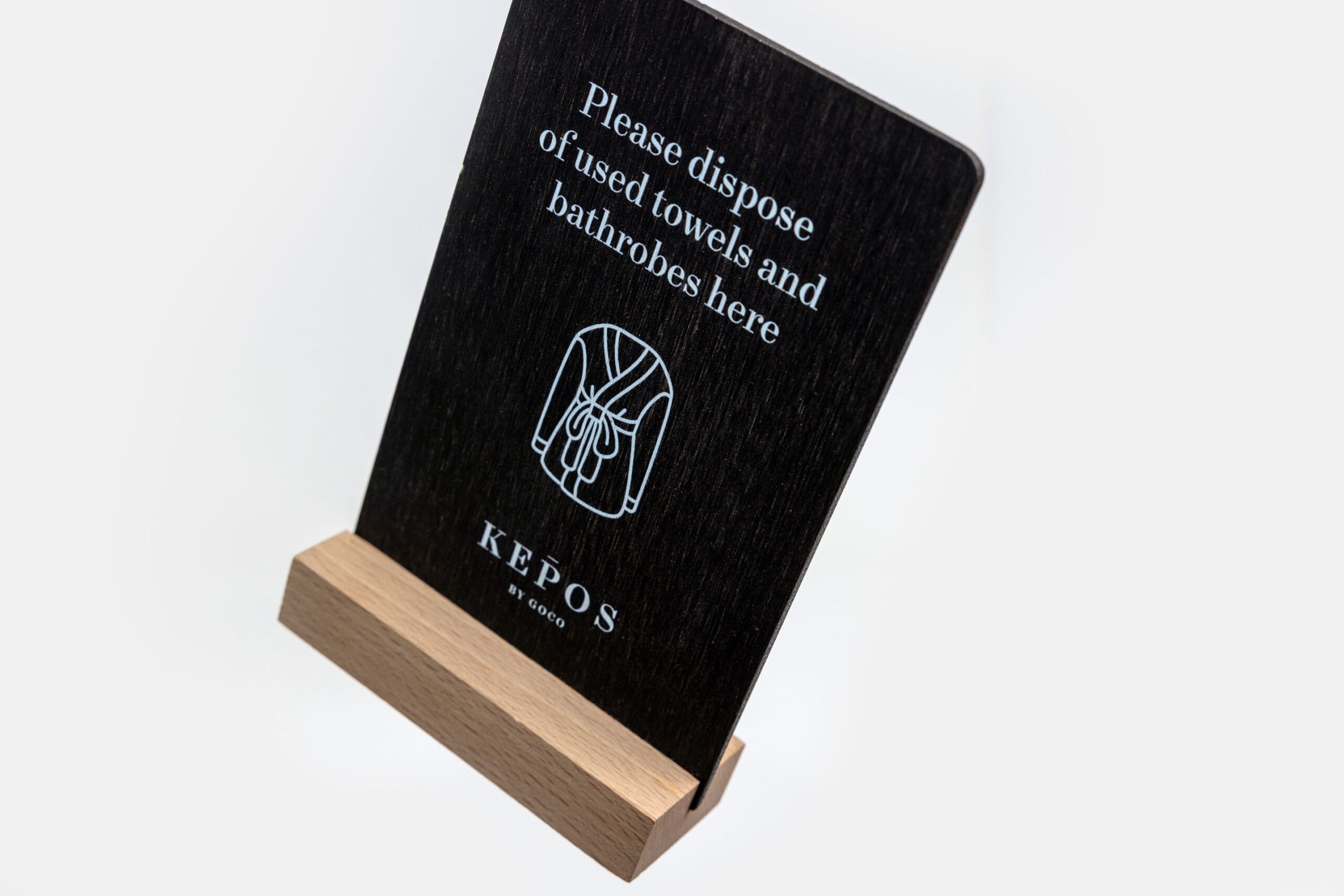 qr stand sus kepos daios cove