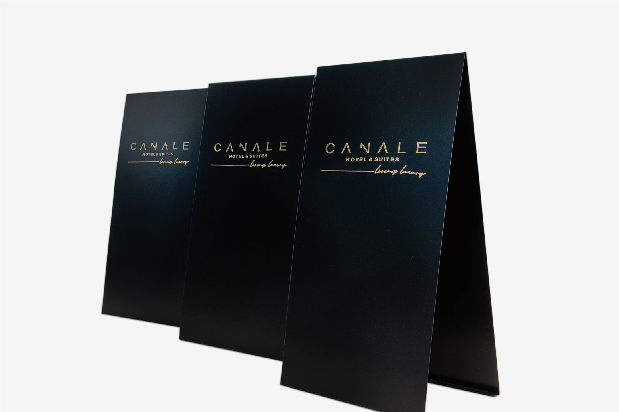 outdoor signage canale suites