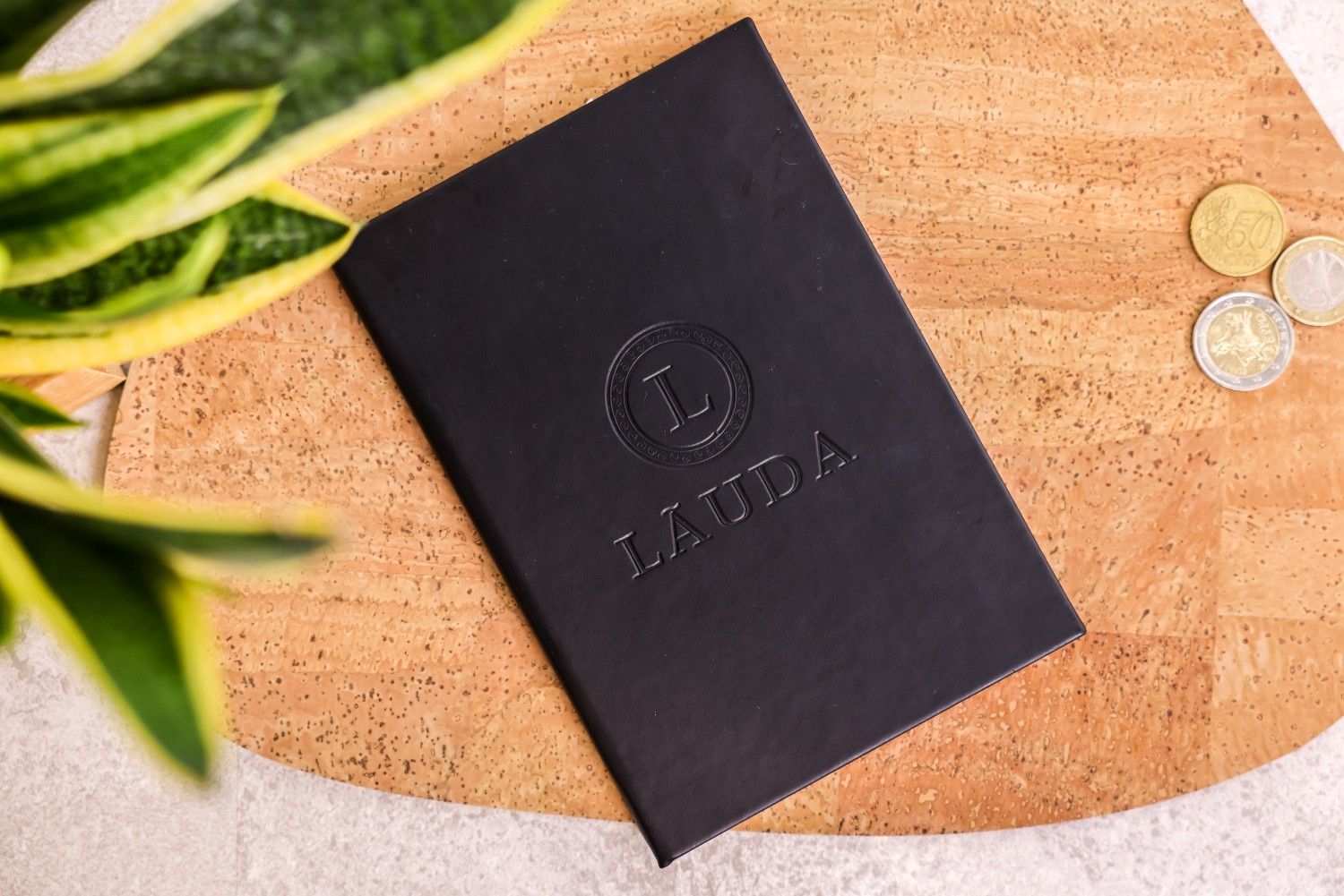 hard bill folder lauda