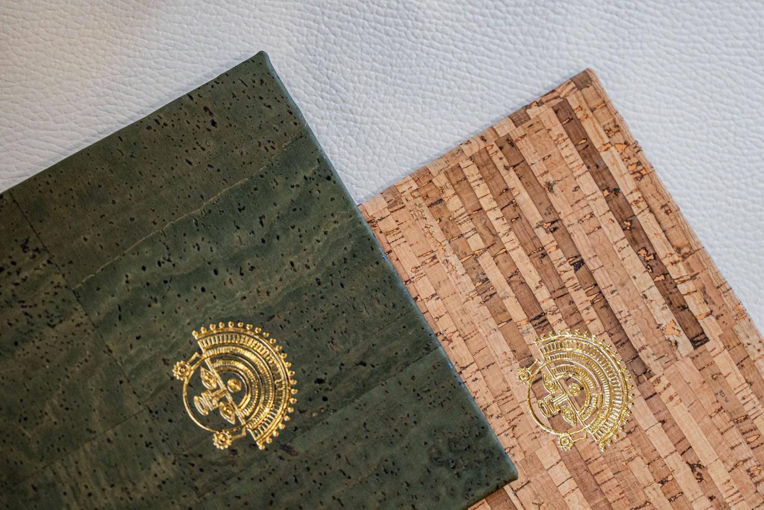 hard cover menu bev bar manko