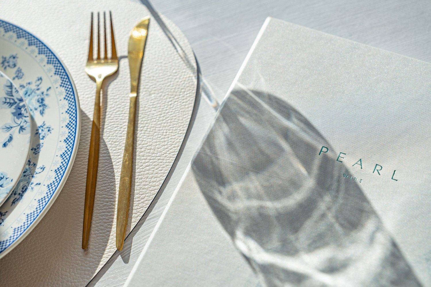 hard cover menu wine pearl marbella